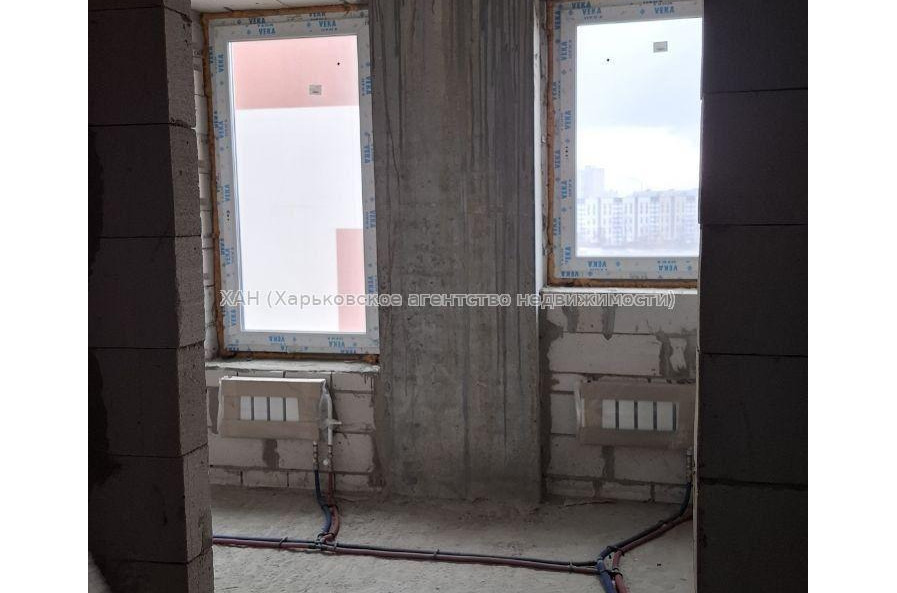 Продам квартиру, Гвардейцев Широнинцев ул. , 2 кім., 62 м², без внутренних работ 