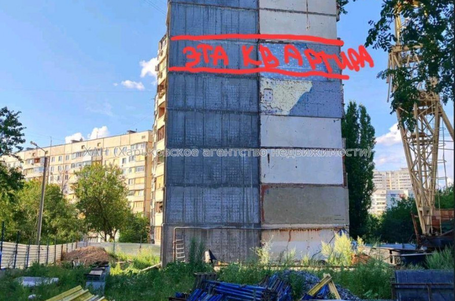 Продам квартиру, Метростроителей ул. , 3 кім., 65 м², без отделочных работ 