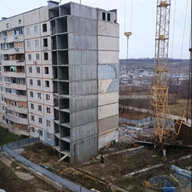 Продам квартиру, Метростроителей ул. , 3 кім., 65 м², без отделочных работ