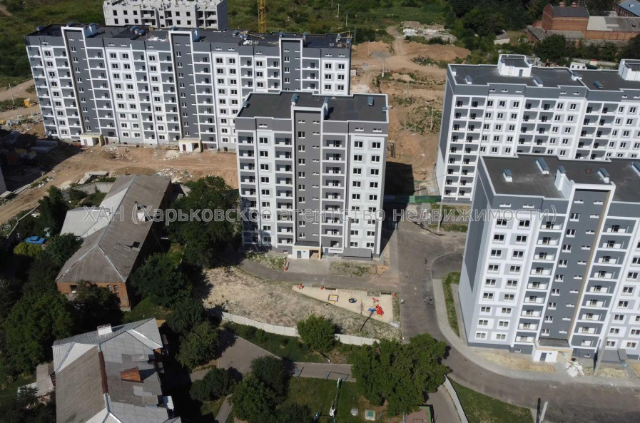 Продам квартиру, Полтавский Шлях ул. , 1  ком., 43.29 м², без внутренних работ 