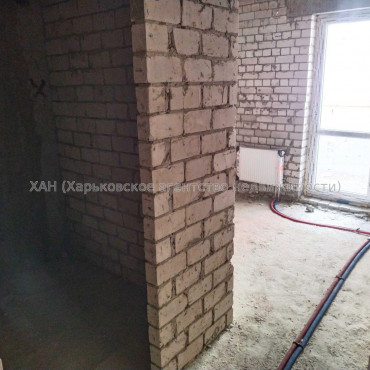Продам квартиру, Шевченковский пер. , 1  ком., 36.60 м², без внутренних работ 