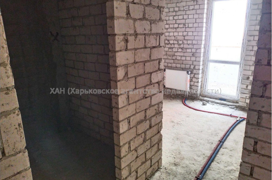 Продам квартиру, Шевченковский пер. , 1  ком., 36.60 м², без внутренних работ 