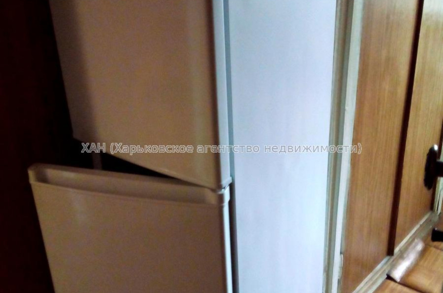 Продам квартиру, Золочевская ул. , 2  ком., 46 м², капитальный ремонт 