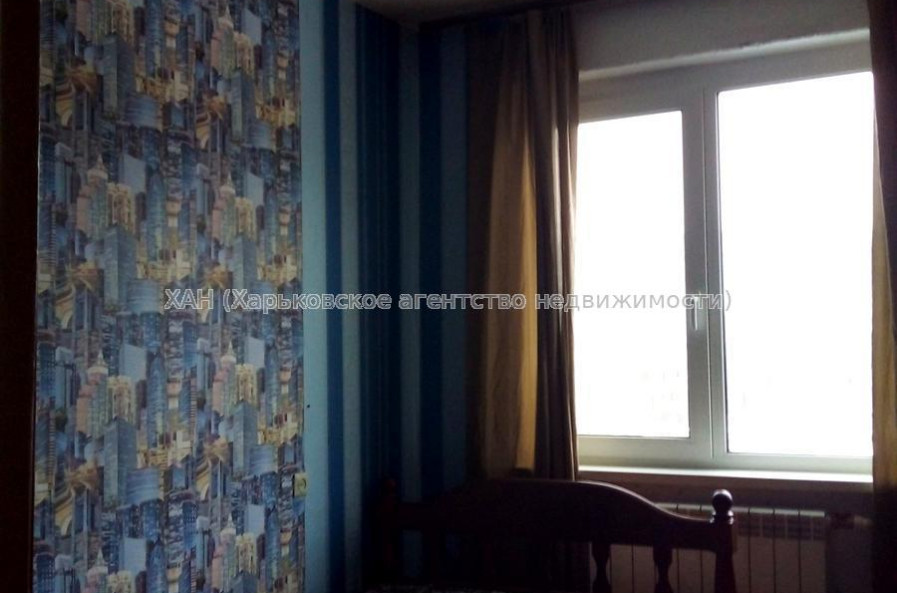 Продам квартиру, Золочевская ул. , 2  ком., 46 м², капитальный ремонт 