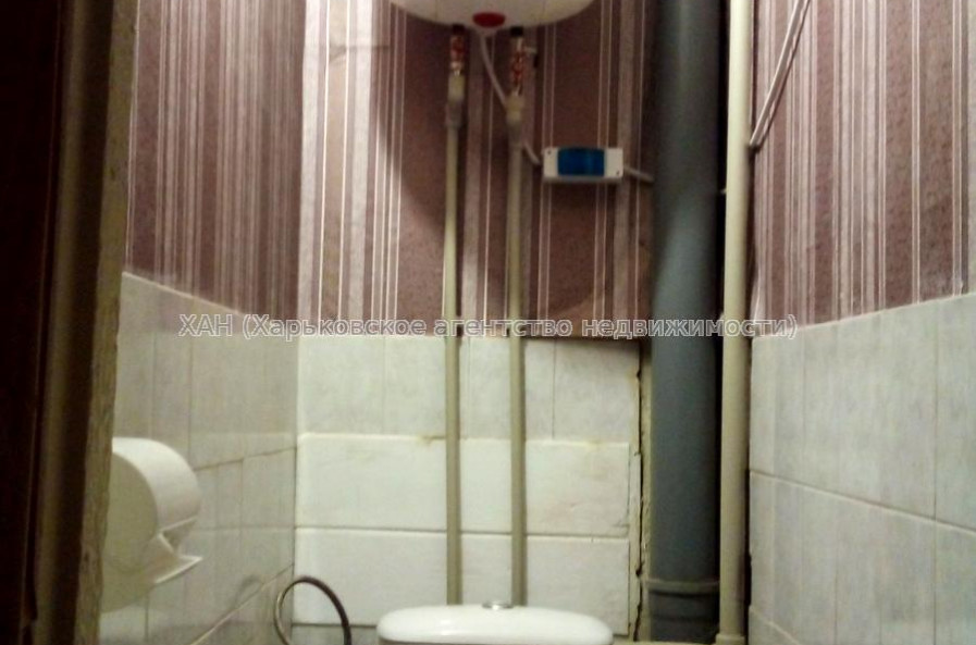 Продам квартиру, Золочевская ул. , 2  ком., 46 м², капитальный ремонт 