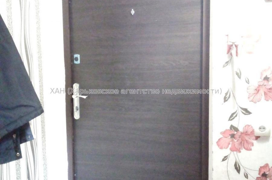 Продам квартиру, Золочевская ул. , 2  ком., 46 м², капитальный ремонт 