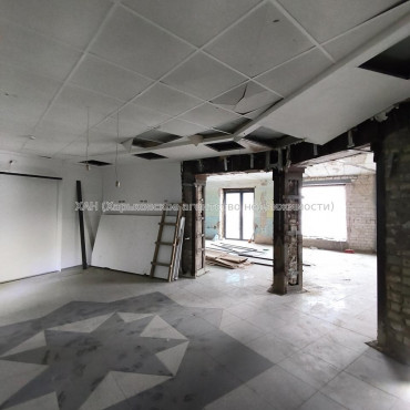 Здам нежитлову нерухомість, помещение свободного назначения , 155 м², без ремонта 
