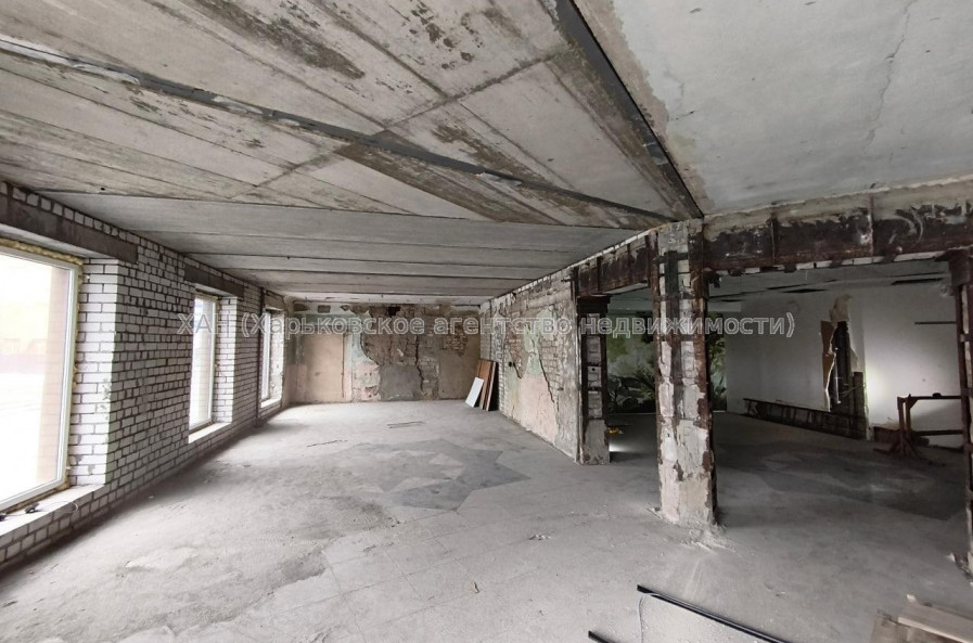 Здам нежитлову нерухомість, помещение свободного назначения , 155 м², без ремонта 