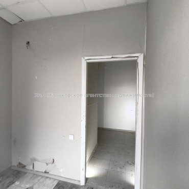 Здам нежитлову нерухомість, помещение свободного назначения , 155 м², без ремонта 