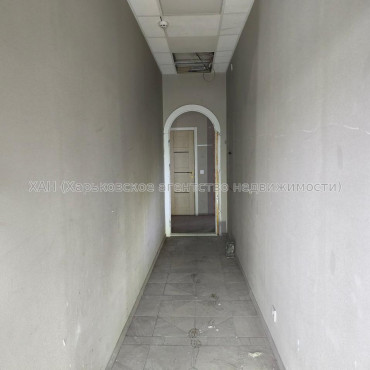 Здам нежитлову нерухомість, помещение свободного назначения , 155 м², без ремонта 