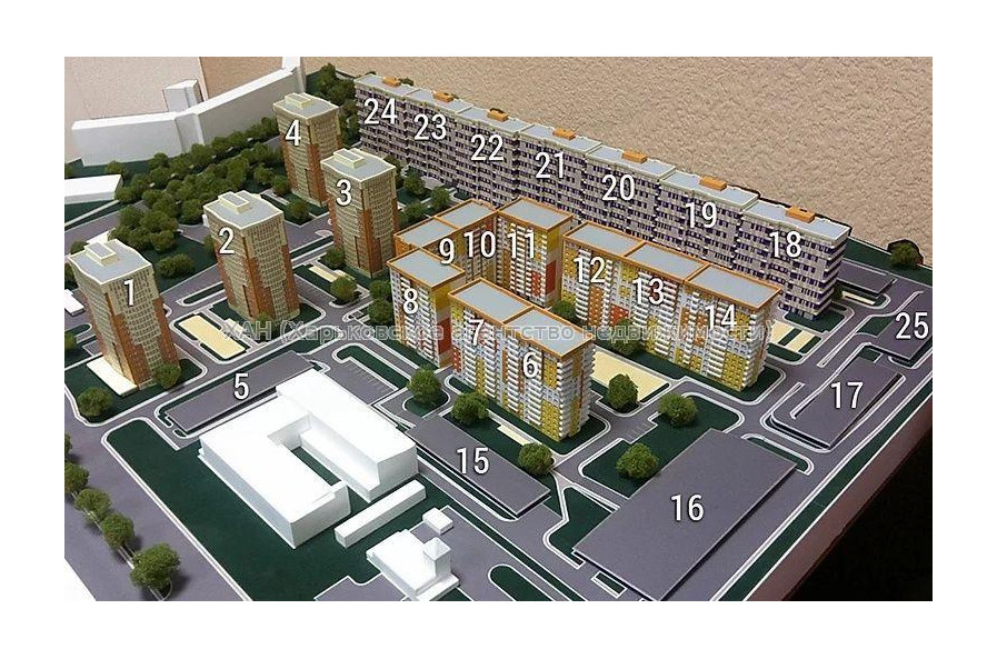 Продам квартиру, Гвардейцев Широнинцев ул. , 1 кім., 43 м², без внутренних работ 