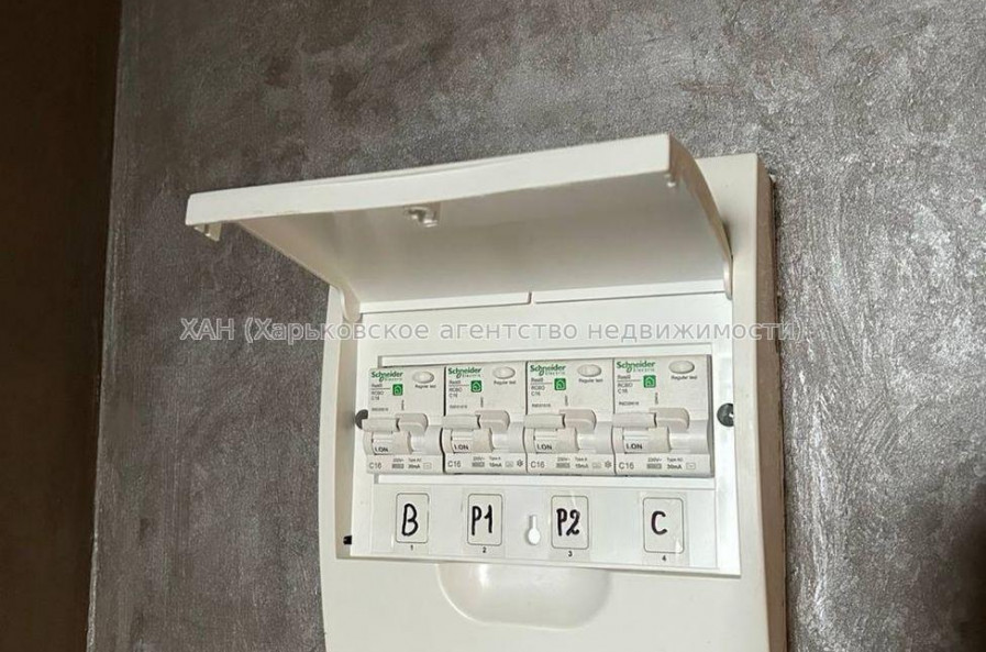 Продам квартиру, Алексеевская ул. , 1  ком., 36.20 м², без внутренних работ 