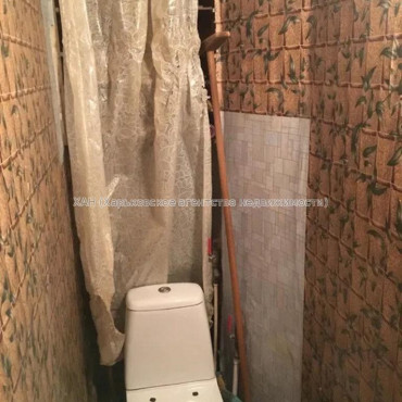 Продам квартиру, Владислава Зубенко ул. , 1  ком., 18 м², косметический ремонт 