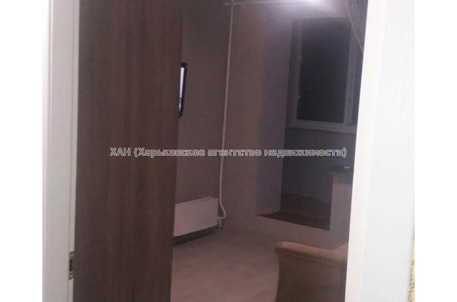 Продам квартиру, Валентиновская ул. , 1  ком., 15 м², капитальный ремонт 