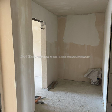 Продам квартиру, Деревянко ул. , 1  ком., 33 м², без отделочных работ 