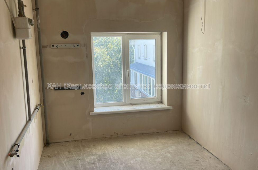 Продам квартиру, Деревянко ул. , 1  ком., 33 м², без отделочных работ 