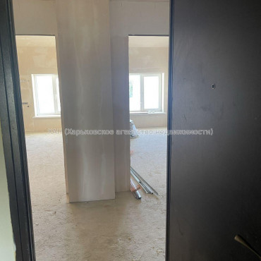 Продам квартиру, Деревянко ул. , 1  ком., 33 м², без отделочных работ 