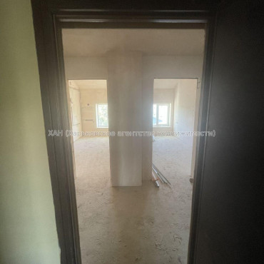 Продам квартиру, Деревянко ул. , 1  ком., 33 м², без отделочных работ 