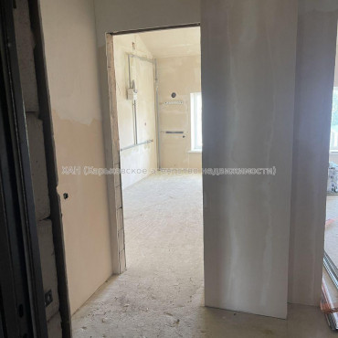 Продам квартиру, Деревянко ул. , 1  ком., 33 м², без отделочных работ 