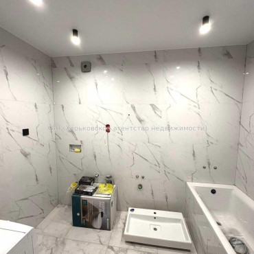 Продам квартиру, Шевченковский пер. , 2 кім., 56 м², авторский дизайн 