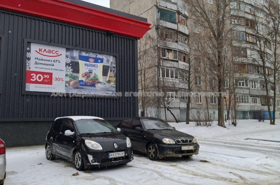 Продам квартиру, Гвардейцев Широнинцев ул. , 2  ком., 46 м², без ремонта 