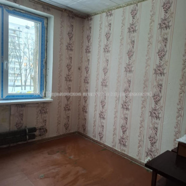 Продам квартиру, Гвардейцев Широнинцев ул. , 2  ком., 46 м², без ремонта 