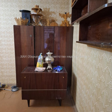 Продам квартиру, Гвардейцев Широнинцев ул. , 2  ком., 46 м², советский ремонт 