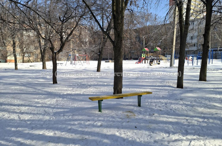 Продам квартиру, Гвардейцев Широнинцев ул. , 2  ком., 46 м², советский ремонт 