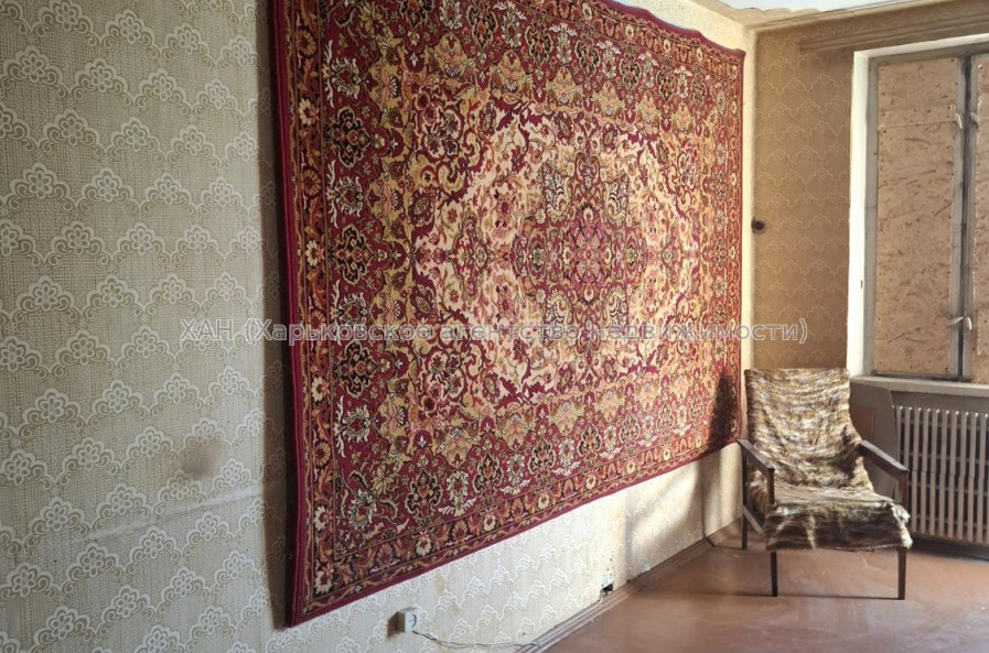 Продам квартиру, Гвардейцев Широнинцев ул. , 2  ком., 46 м², без ремонта 