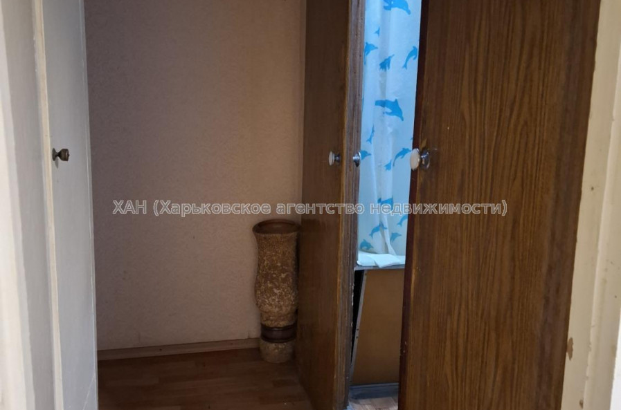Продам квартиру, Гвардейцев Широнинцев ул. , 2  ком., 46 м², без ремонта 