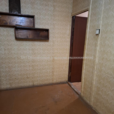 Продам квартиру, Гвардейцев Широнинцев ул. , 2  ком., 46 м², советский ремонт 