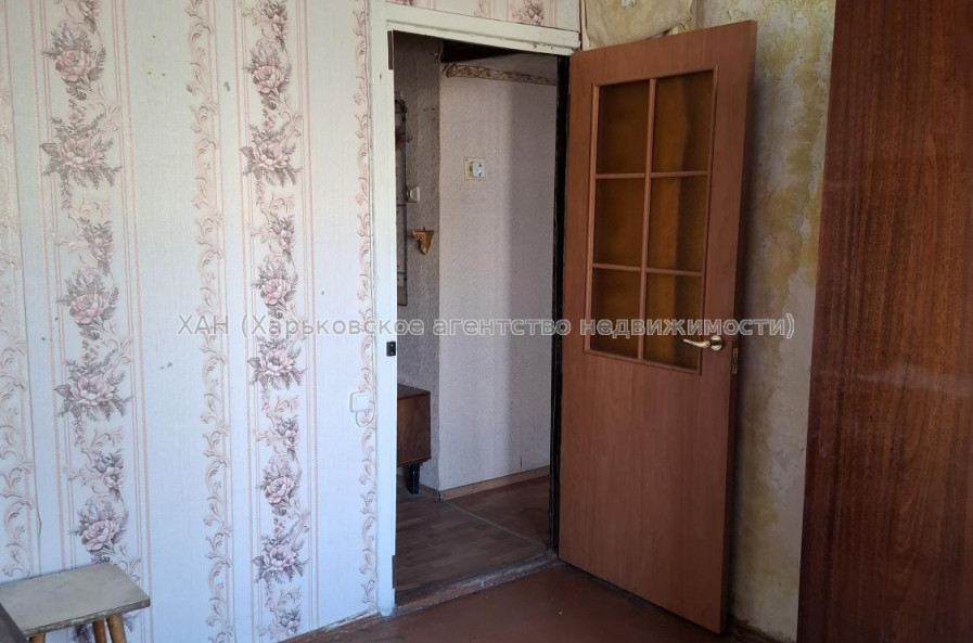Продам квартиру, Гвардейцев Широнинцев ул. , 2  ком., 46 м², без ремонта 