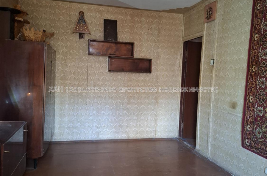 Продам квартиру, Гвардейцев Широнинцев ул. , 2  ком., 46 м², без ремонта 