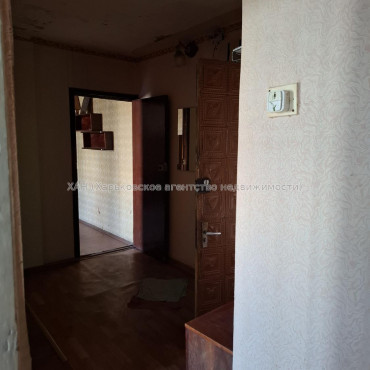 Продам квартиру, Гвардейцев Широнинцев ул. , 2  ком., 46 м², без ремонта 