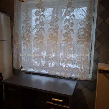 Продам квартиру, Гвардейцев Широнинцев ул. , 2  ком., 46 м², без ремонта 