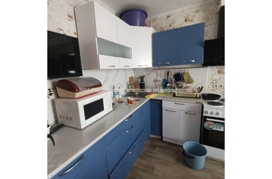 Продам квартиру, Роганская ул. , 2  ком., 60 м², евроремонт 