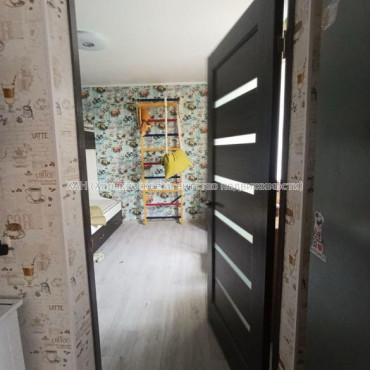 Продам квартиру, Роганская ул. , 2  ком., 60 м², евроремонт 