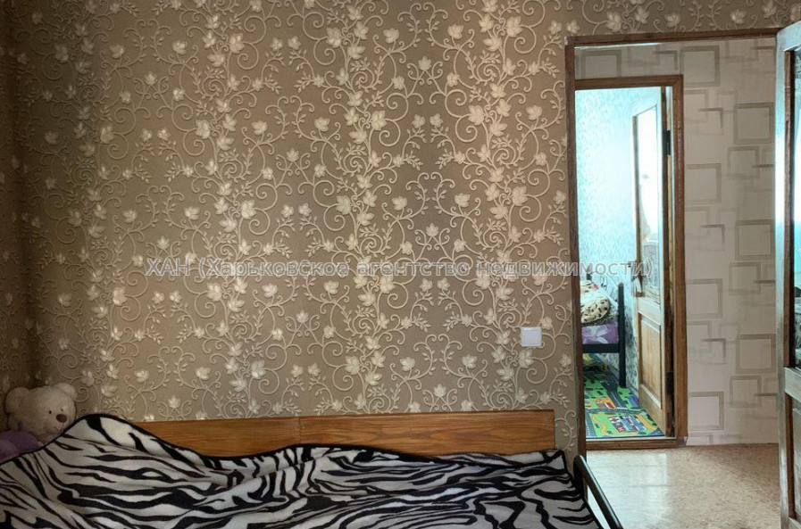 Продам квартиру, Воскресенская ул. , 3  ком., 65 м², капитальный ремонт 