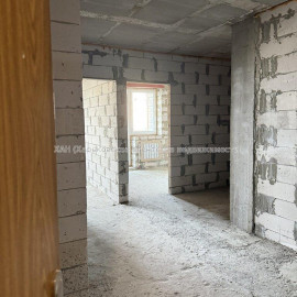 Продам квартиру, Мирослава Мисли ул. , 2 кім., 50 м², без внутренних работ