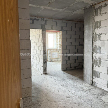 Продам квартиру, Мирослава Мисли ул. , 2 кім., 50 м², без внутренних работ 