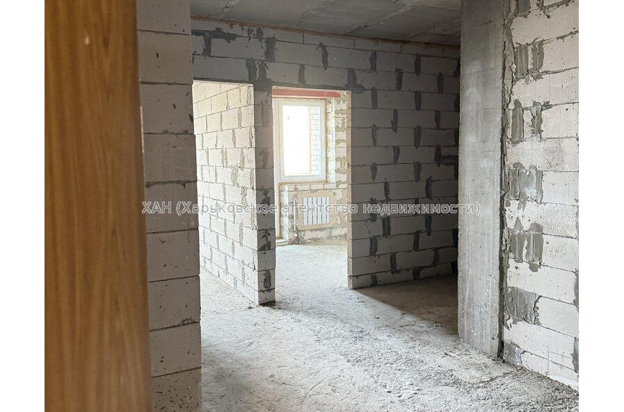 Продам квартиру, Мирослава Мисли ул. , 2 кім., 50 м², без внутренних работ 