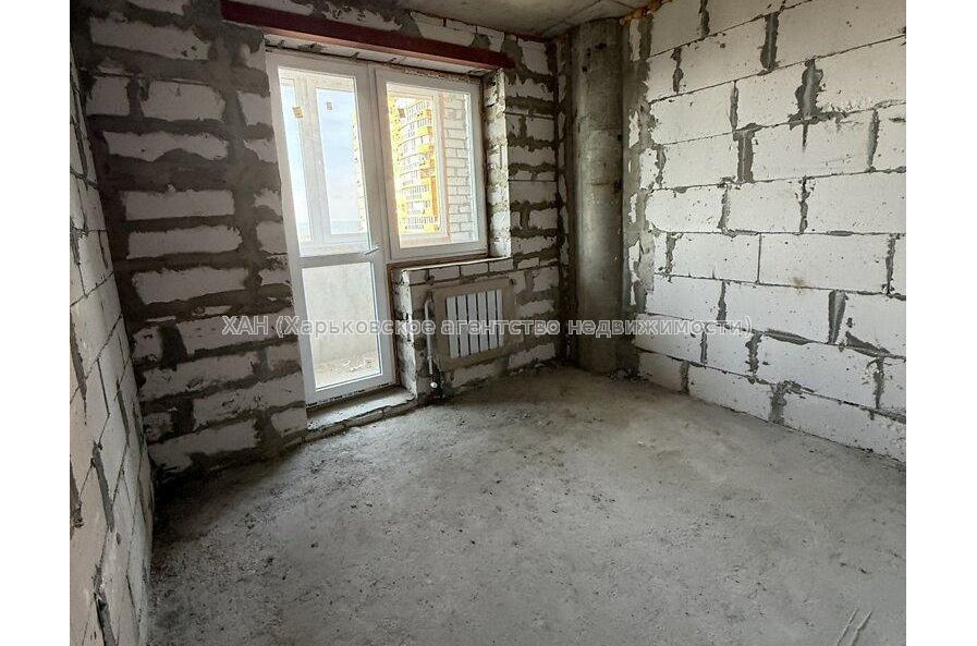 Продам квартиру, Мирослава Мисли ул. , 2 кім., 50 м², без внутренних работ 