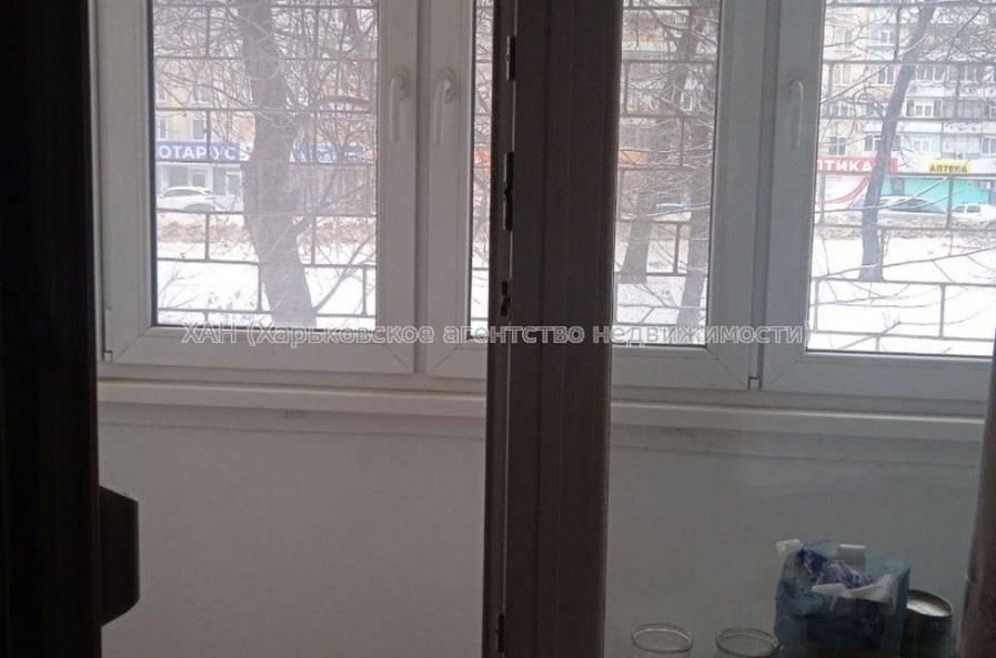 Продам квартиру, Гвардейцев Широнинцев ул. , 1 кім., 32.80 м², советский ремонт 