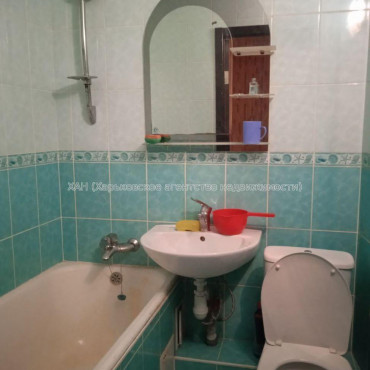 Продам квартиру, Гвардейцев Широнинцев ул. , 1 кім., 32.80 м², советский ремонт 