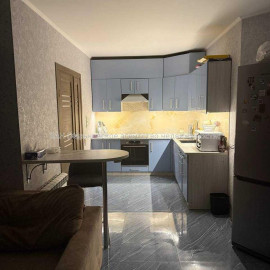 Продам квартиру, Лисаветинская ул. , 2 кім., 58.50 м², евроремонт