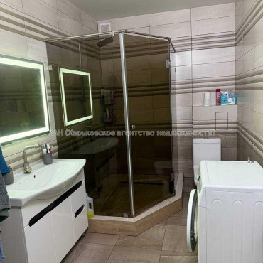 Продам квартиру, Лисаветинская ул. , 2 кім., 58.50 м², евроремонт 