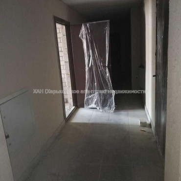 Продам квартиру, Шевченковский пер. , 1 кім., 33.90 м², без внутренних работ 