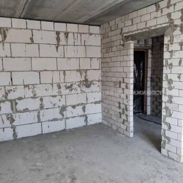 Продам квартиру, Шевченковский пер. , 1 кім., 33.90 м², без внутренних работ 