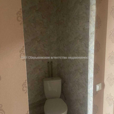 Продам квартиру, Шариковая ул. , 1  ком., 15.70 м², капитальный ремонт 