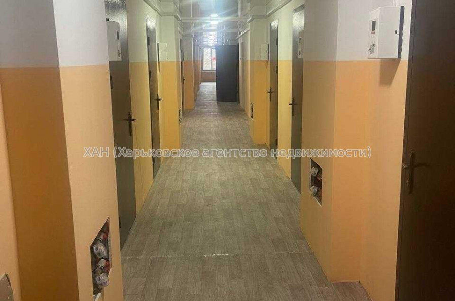 Продам квартиру, Шариковая ул. , 1  ком., 15.70 м², капитальный ремонт 